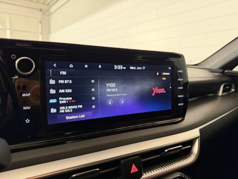 Used 2024 Kia K5 GT-Line w/ GT-Line Premium Package FWD image 23