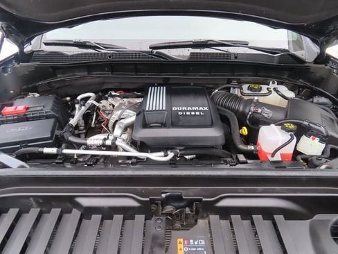 Used 2024 GMC Sierra 1500 Elevation w/ Preferred Package AWD/4WD image 8