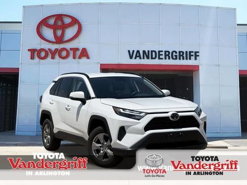 Certified 2025 Toyota RAV4 XLE AWD/4WD image 1