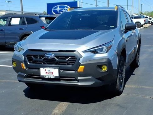 Used 2025 Subaru Crosstrek 2.5i Wilderness AWD/4WD image 2