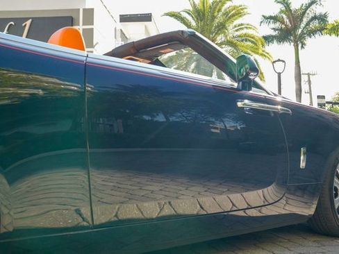 Used 2016 Rolls-Royce Dawn image 28