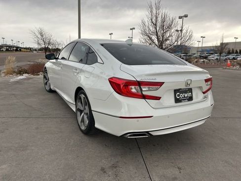 Used 2019 Honda Accord Touring image 5