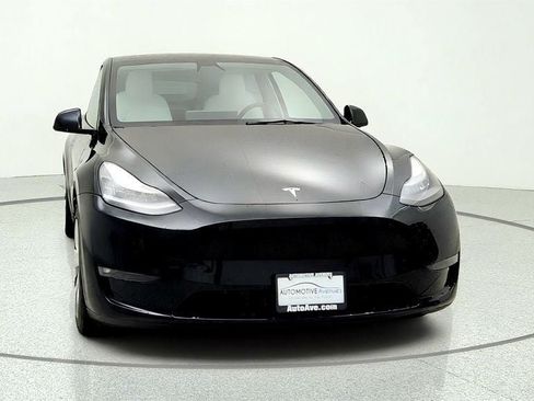 Used 2021 Tesla Model Y Long Range AWD/4WD image 2