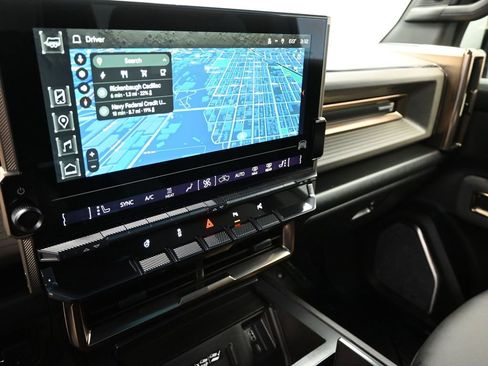 Used 2024 GMC Hummer EV 3X image 14