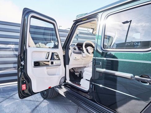 Used 2025 Mercedes-Benz G 63 AMG 4MATIC image 44