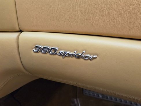 Used 2004 Ferrari 360 Spider image 24