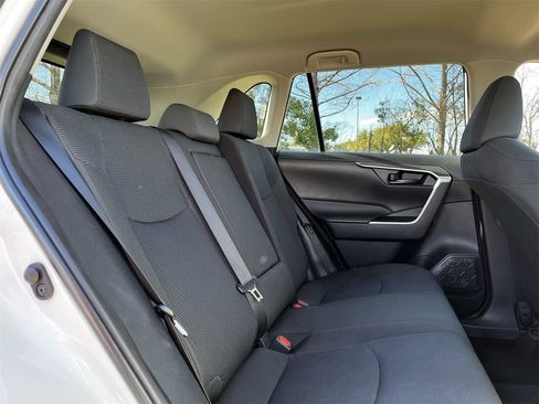 Used 2024 Toyota RAV4 LE image 27