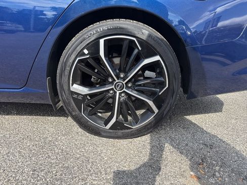 Used 2023 Nissan Altima 2.5 SR image 11