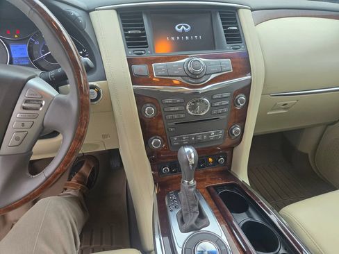 Used 2017 INFINITI QX80 2WD w/ Deluxe Technology Package image 9