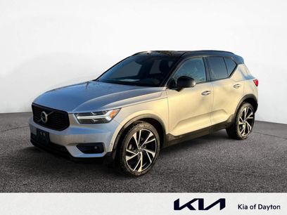 Used 2019 Volvo XC40 T5 R-Design