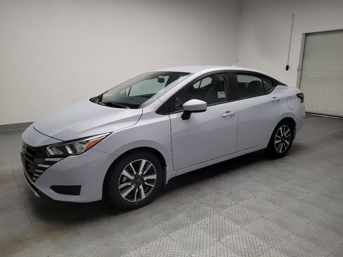Used 2024 Nissan Versa SV w/ Trunk Package FWD image 2