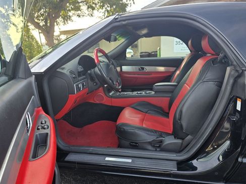 Used 2002 Ford Thunderbird image 10