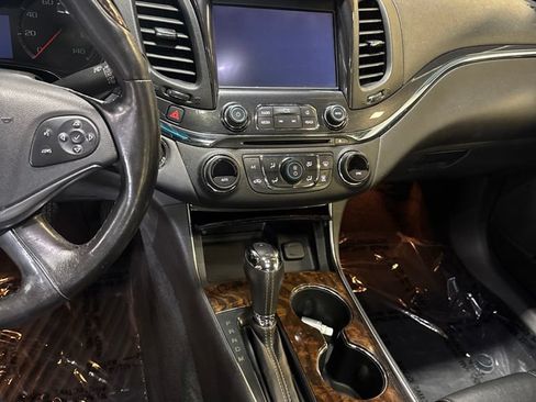 Used 2014 Chevrolet Impala LTZ FWD image 8