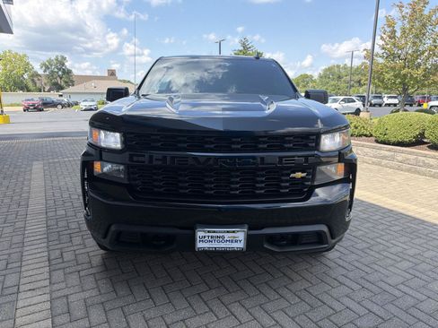 Used 2020 Chevrolet Silverado 1500 Custom w/ Custom Value Package RWD image 8