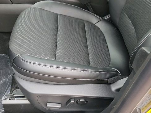 New 2025 Ford Escape PHEV image 12