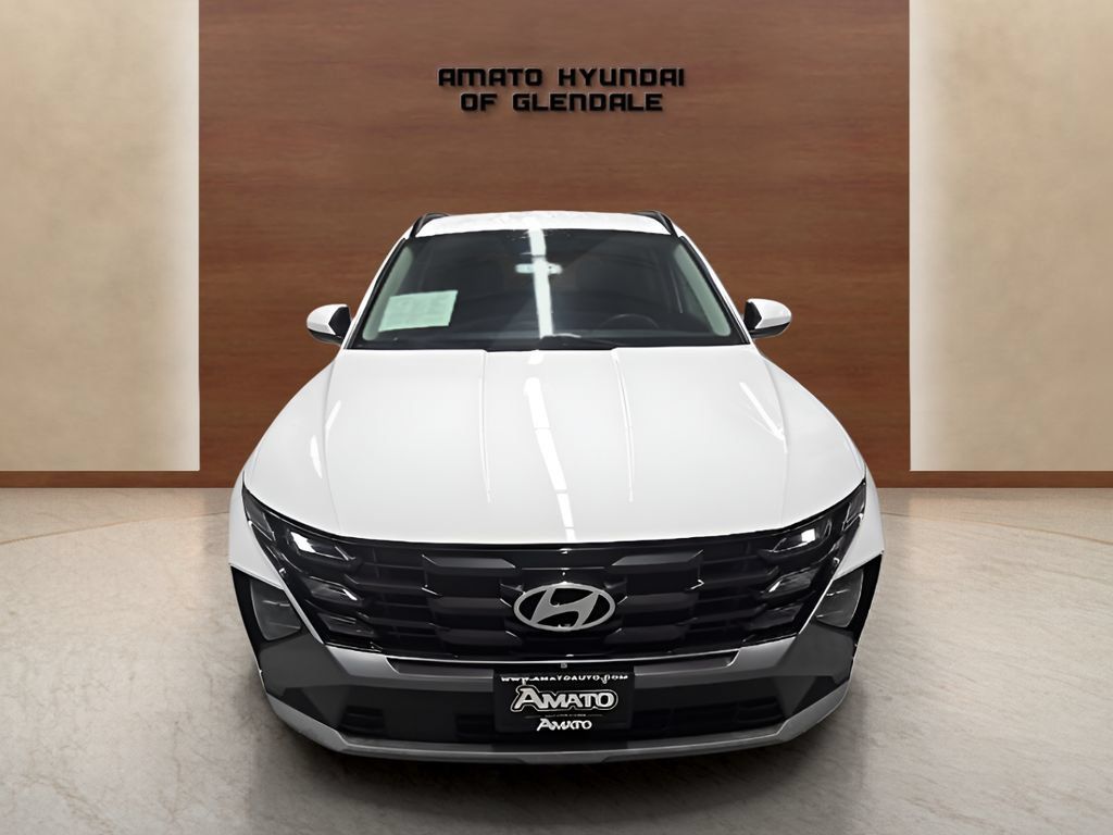Certified 2025 Hyundai Tucson SEL AWD/4WD image 9