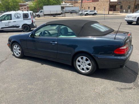 Used 2002 Mercedes-Benz CLK 320 Cabriolet image 8