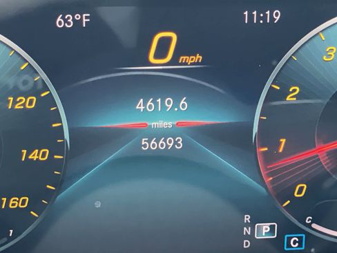 Used 2021 Mercedes-Benz GLB 250 GLB 250 image 35