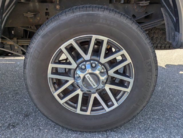 Used 2017 Ford F350 Lariat w/ Chrome Package AWD/4WD image 9