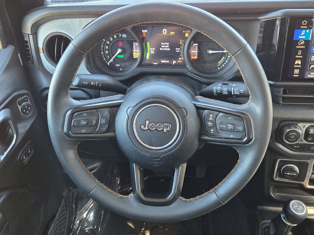 Used 2024 Jeep Wrangler Unlimited w/ Convenience Group AWD/4WD image 14