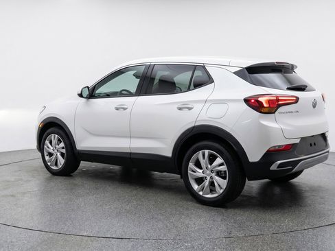 Used 2025 Buick Encore GX Preferred AWD/4WD image 6