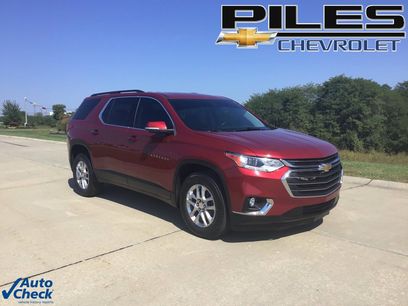 Used 2021 Chevrolet Traverse LT