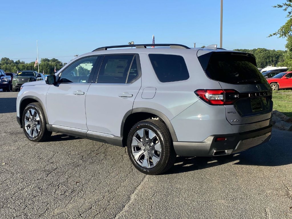 New 2026 Honda Pilot Elite image 3