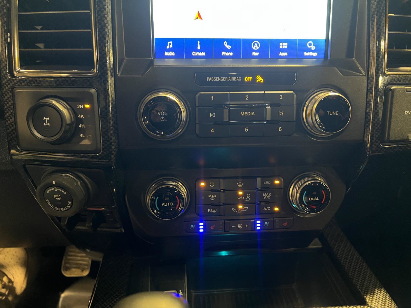 Used 2020 Ford F150 Raptor w/ Equipment Group 802A Luxury AWD/4WD image 19