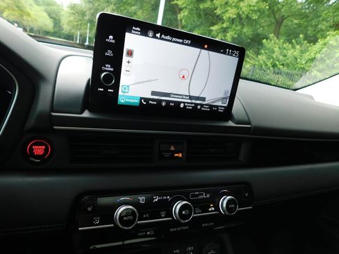 Certified 2023 Honda Pilot Touring image 6