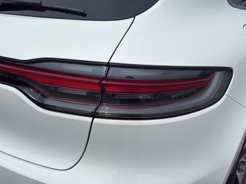 Used 2020 Porsche Macan AWD/4WD image 52