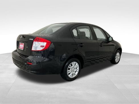 Used 2012 Suzuki SX4 LE FWD image 5