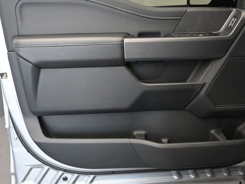 Used 2025 Ford F150 XLT w/ Equipment Group 301A Standard image 21