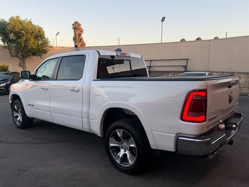 Used 2021 RAM 1500 Laramie AWD/4WD image 9
