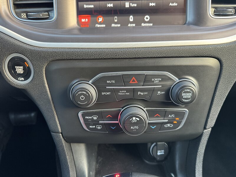 Used 2022 Dodge Charger R/T RWD image 51