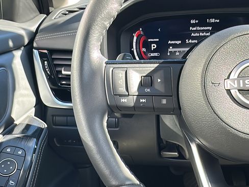 Certified 2024 Nissan Rogue SL image 14