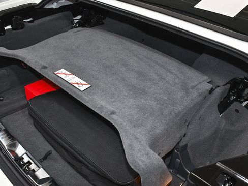 Used 2013 Ferrari California image 72