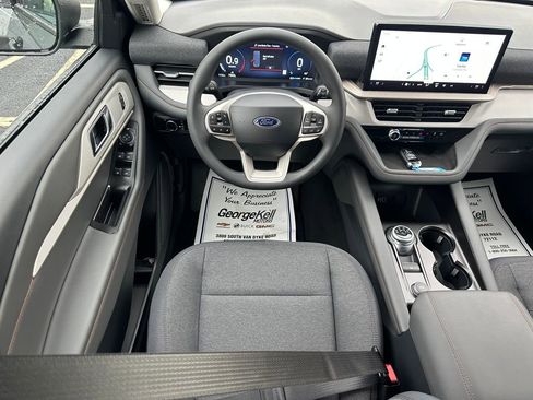 New 2026 Ford Explorer Active image 31