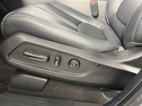 Used 2025 Honda Pilot EX-L image 23