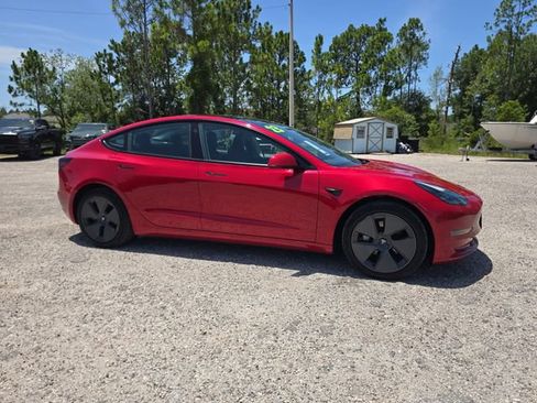 Used 2023 Tesla Model 3 Standard Range RWD image 2