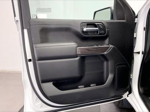 Used 2022 Chevrolet Silverado 1500 LTZ image 25