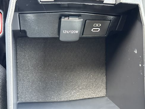 Used 2025 Toyota Corolla LE FWD image 27