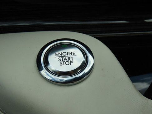 Used 2023 Lincoln Aviator Black Label Grand Touring w/ Class IV Trailer Tow Package image 29