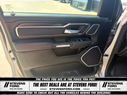 Used 2023 RAM 1500 Laramie AWD/4WD image 22