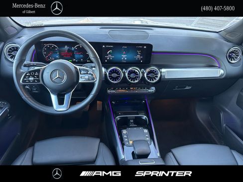 Certified 2023 Mercedes-Benz EQB 300 4MATIC image 20