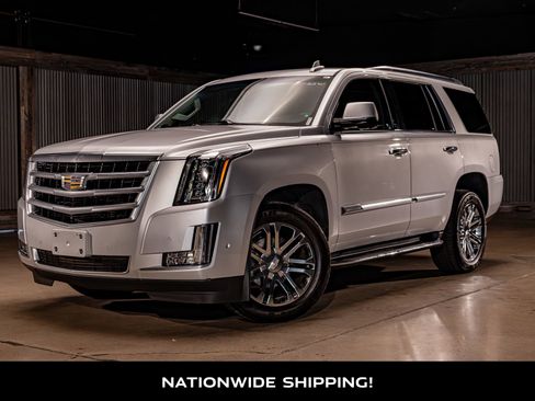 Used 2020 Cadillac Escalade 2WD image 4