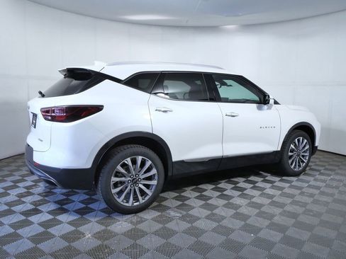 Used 2023 Chevrolet Blazer Premier w/ Driver Confidence II Package AWD/4WD image 9