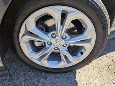 Used 2025 Honda Accord LX image 27