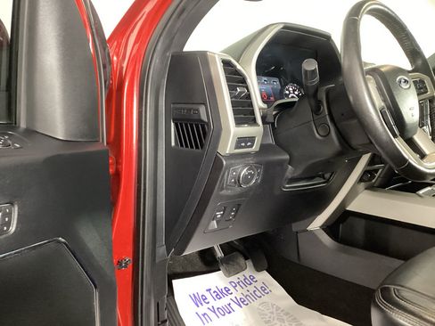 Used 2020 Ford F150 Lariat w/ Equipment Group 502A Luxury AWD/4WD image 20