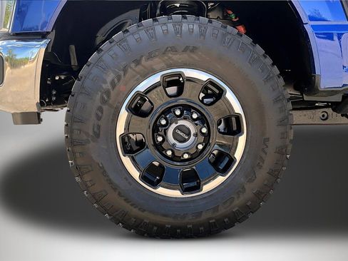 Used 2026 Ford F250 Lariat w/ Tremor Off-Road Package AWD/4WD image 34