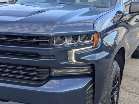 Used 2022 Chevrolet Silverado 1500 RST w/ LPO, Blackout Package image 11